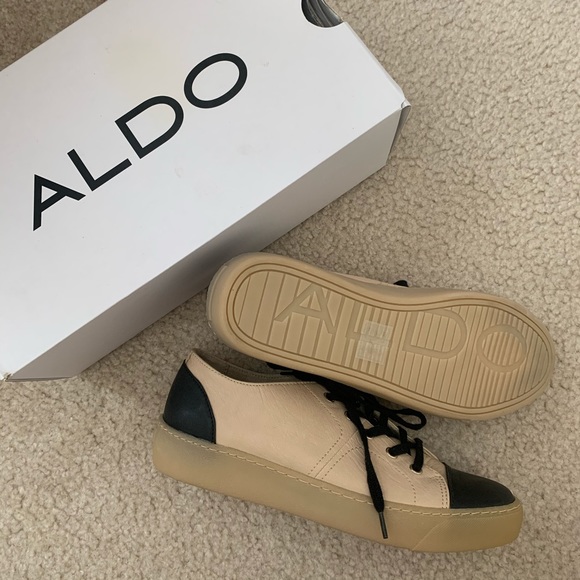 ALDO “Rudberg” Colorblock Sneakers - Picture 2 of 5
